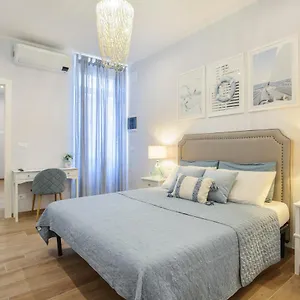 Guest house Versilia Mia - At 8min By Walk! New Rooms! Air Condition!, Viareggio