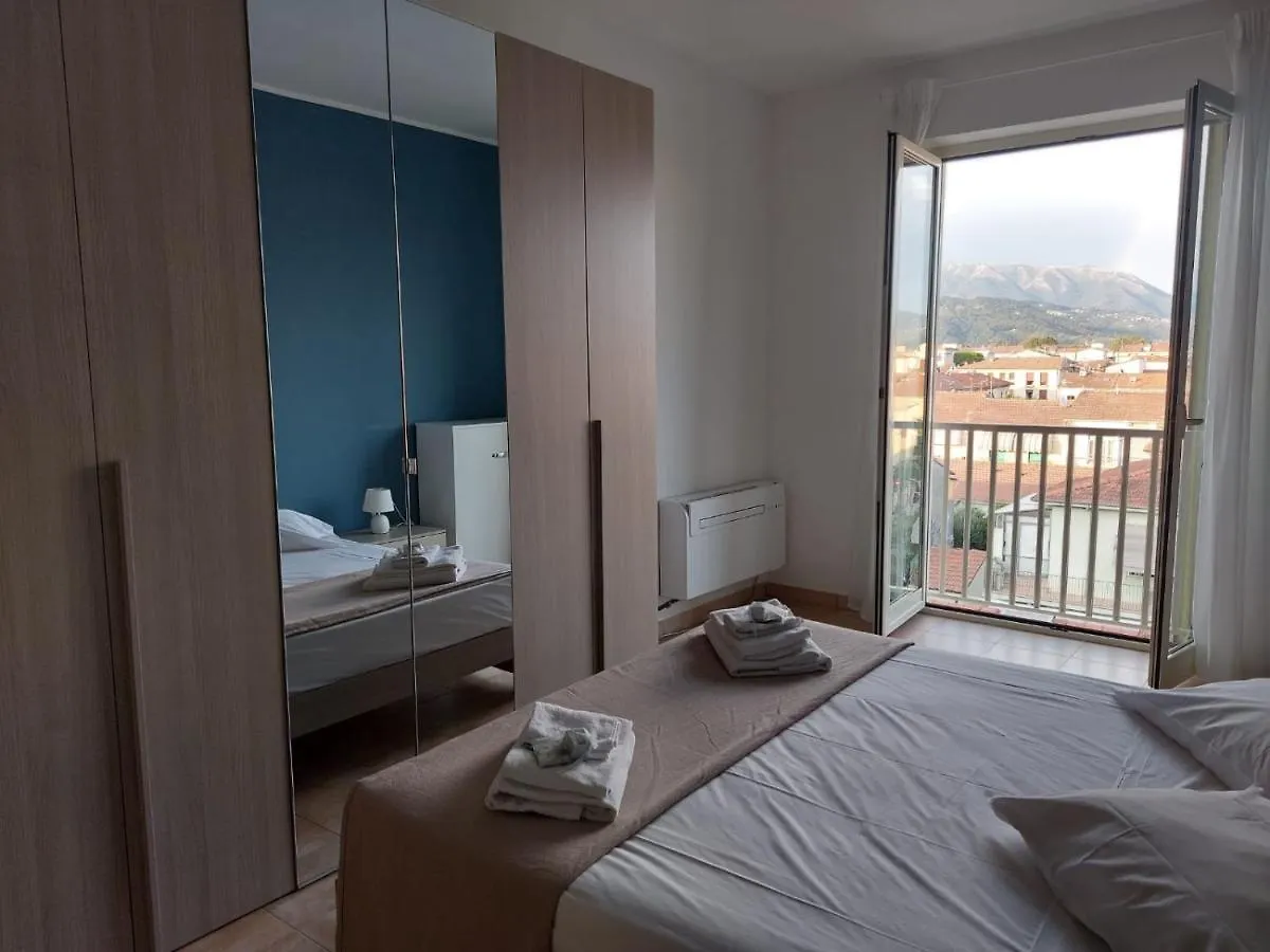 Pinetamare Apartments Viareggio