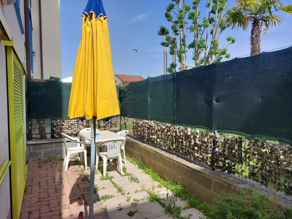 Pinetamare Apartments Viareggio