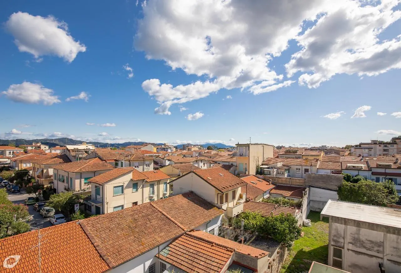 Pinetamare Apartments Viareggio